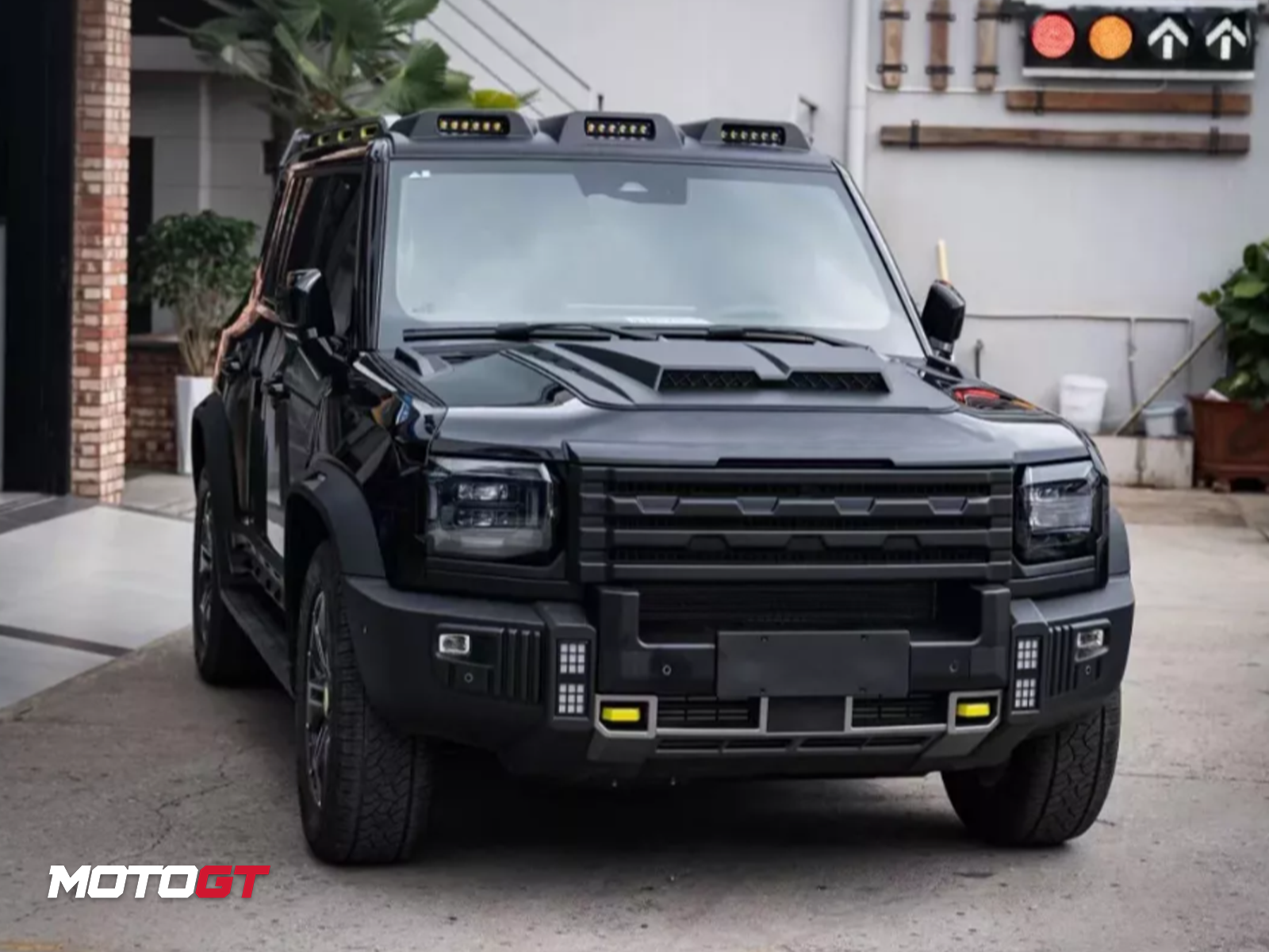 JETOUR T2 MATT BLACK BODY KIT